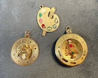 Trio of 14K Yellow Gold Pendants 1 21 Length, 12.68g