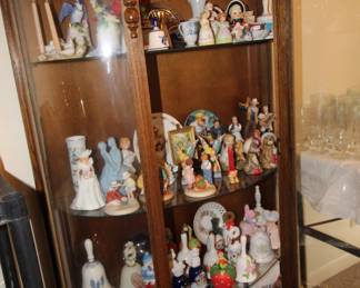 Oak China/Display Cabinet