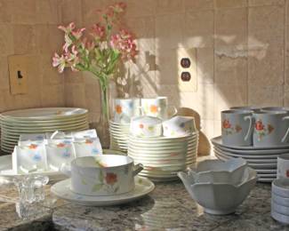 Mikasa Little Flower Dishware, Juice Pitcher