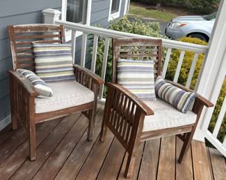 Outdoor Chairs 
