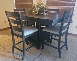 Rustic Chic Counter Height Table w/ 4-Chairs