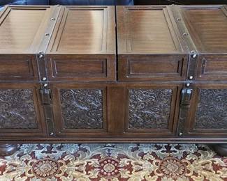 Trunk-Style Coffee Table with Hidden Storage, 1/3