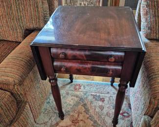 Antique drop leaf coffee table