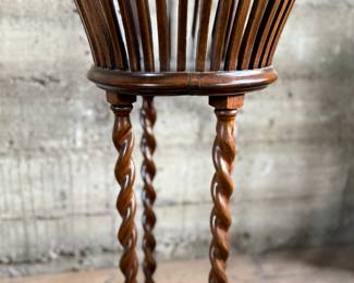 This lot features an antique solid wood barley twist fern stand in very good condition and measures, 32” H x 15.5” W x 15.5” D.
