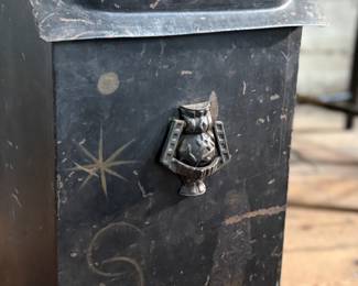 This lot features a collection of Victorian-era items including two chairs, a small table, and a coal scuttle with tools.
