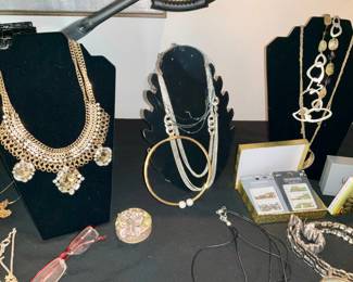 Costume jewelry, sparkly, jewelry, women's,  accessories 