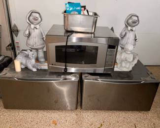 Microwave,  laundry drawers, GE Microwave,  model#JES2251SJ02