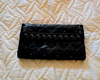 Betsy Johnson, Wallet