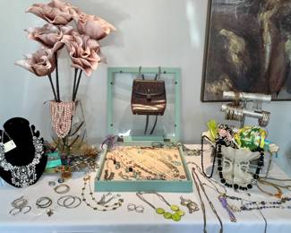 Women's, costume jewelry, custom, hand crafted, accessories 