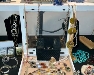 Women's, costume jewelry, custom, hand crafted, accessories 