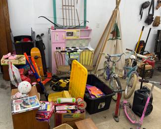 Children’s accessories 