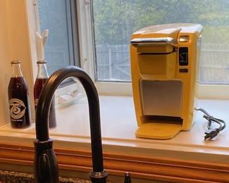 single serve coffee pot