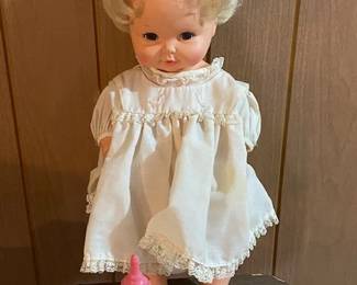 Vintage Mattel Baby Tender Love doll