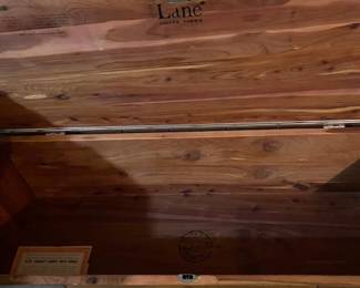 Lane cedar chest 42 x 16, 16 1/2 tall