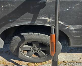 Vintage Mossberg pump action shotgun 12 gauge $200