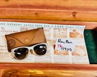 Ray Ban
