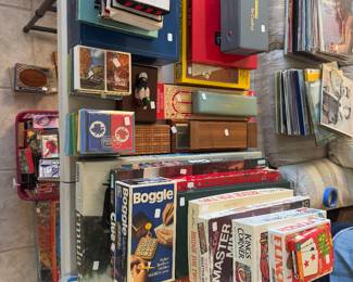 Lots and lots of games , vintage games as well 