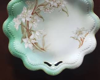 Antique Porcelain 