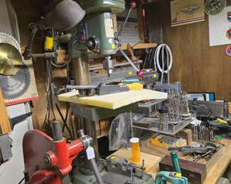 Drill press,