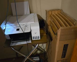 Printer, set of 4 folding chairs