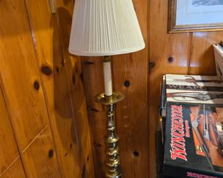 Floor lamp