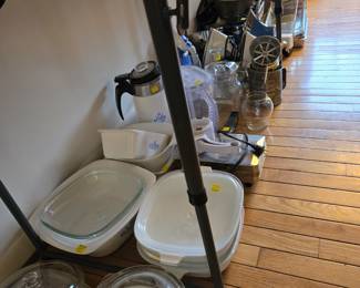 Much kitchen clutter