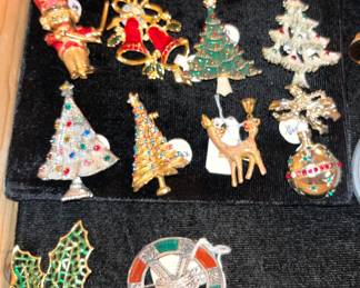 Vintage Christmas Brooches
