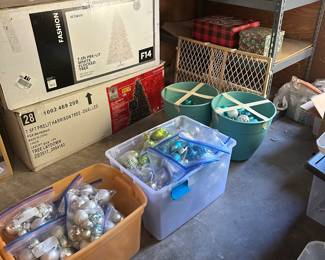 CHRISTMAS TREE ORNAMENTS , PLANTERS, GIFT BOXES