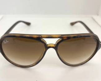 Vintage Cats 5000 Ray Ban Sunglasses Made in Italy * RB4125 