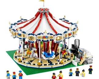 Retired Lego Grand Carousel Set #10196 * Used 2009 * 3263 Pieces