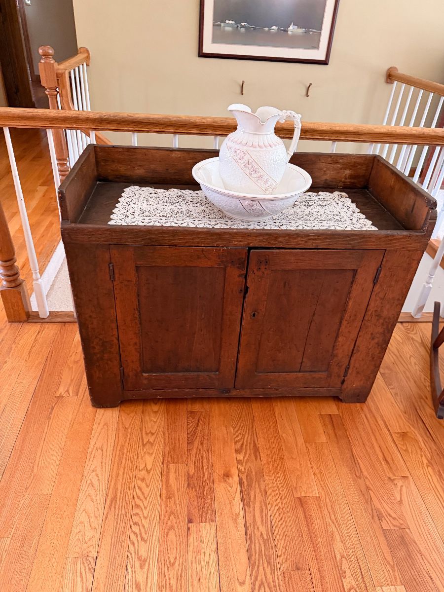 primitive wash stand