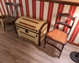 trunk and 2 chairs