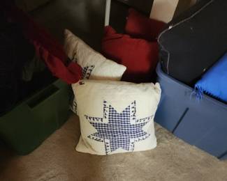 Star Quilt Throw Pillows