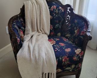 PRESALE AVAILABLE - $150 STUNNING TUFTED FRENCH CHAIR,CANAPE', IN ROCOCO OR LOUIS XV STYLE CLASSIC, TIMELESS AND BEAUTIFULLY UPHOLSTERED