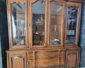 PRESALE ITEM- $250 STUNNING FRENCH PROVINCIAL CLASSIC DINING ROOM CHINA CABINET...PROFESSIONAL LOCAL MOVING RESOURCE AVAILABLE FOR MOVE. .....75"W X 88"HT
