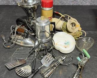 Kitchen Ware Vintage 