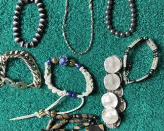 Bracelets 