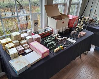 Precious Moments, Dinky toys, toy robot, radio control car, coke collectibles & geode bookends