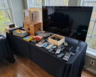 Newer LG HDTV & misc. items