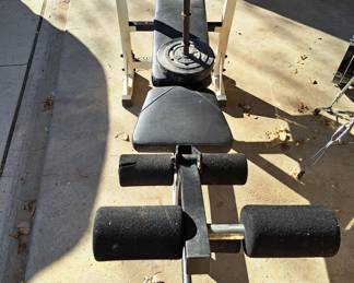 Weight bench