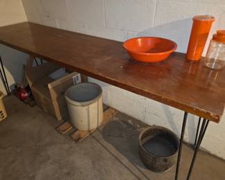 Long hairpin leg table