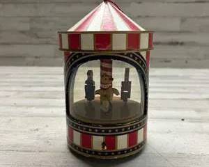 Vintage 1981 Otagiri Japan Circus Music Box Carousel “With a Little Bit of Luck”