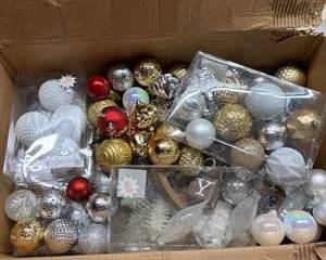 Lot of Christmas Tree Ornaments Gold Silver Red White Mixed Styles 50+ Pieces