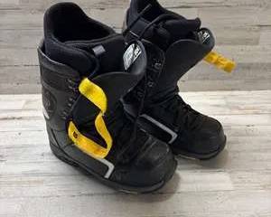  Burton Hail Men’s Snowboard Boots Size 11.5 Black Freestyle All Mountain