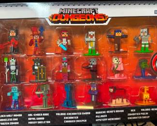 Minecraft Dungeons Die Cast