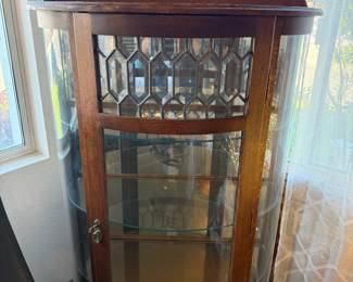 MY FAVE ANTIQUE CURIO CABINET