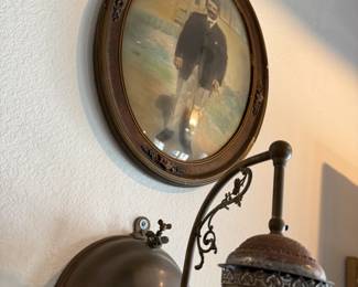 ANTIQUE OVAL PORTRAIT CONVEX BUBBLE GLASS