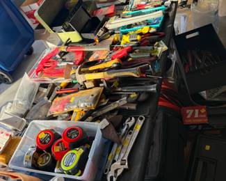 MASSIVE AMOUNTS OF TOOLS