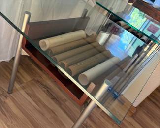 MCM VIBE END TABLE / SHADOW BOX