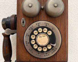 HELLOOOOOOO....ANYBODY THERRRRRR